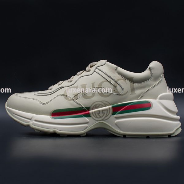 구찌 라이톤 띠로고 스니커즈 GUCCI RHYTON LOGO LEATHER SNEAKER