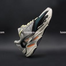 아디다스 이지부스트 700 남녀공용 사이즈 웨이브러너YEEZY BOOST 700 WAVE RUNNER